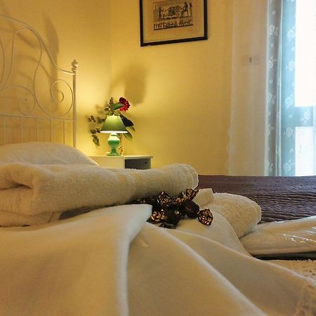 Apartmán La Casa Di Chicca Lecce Exteriér fotografie