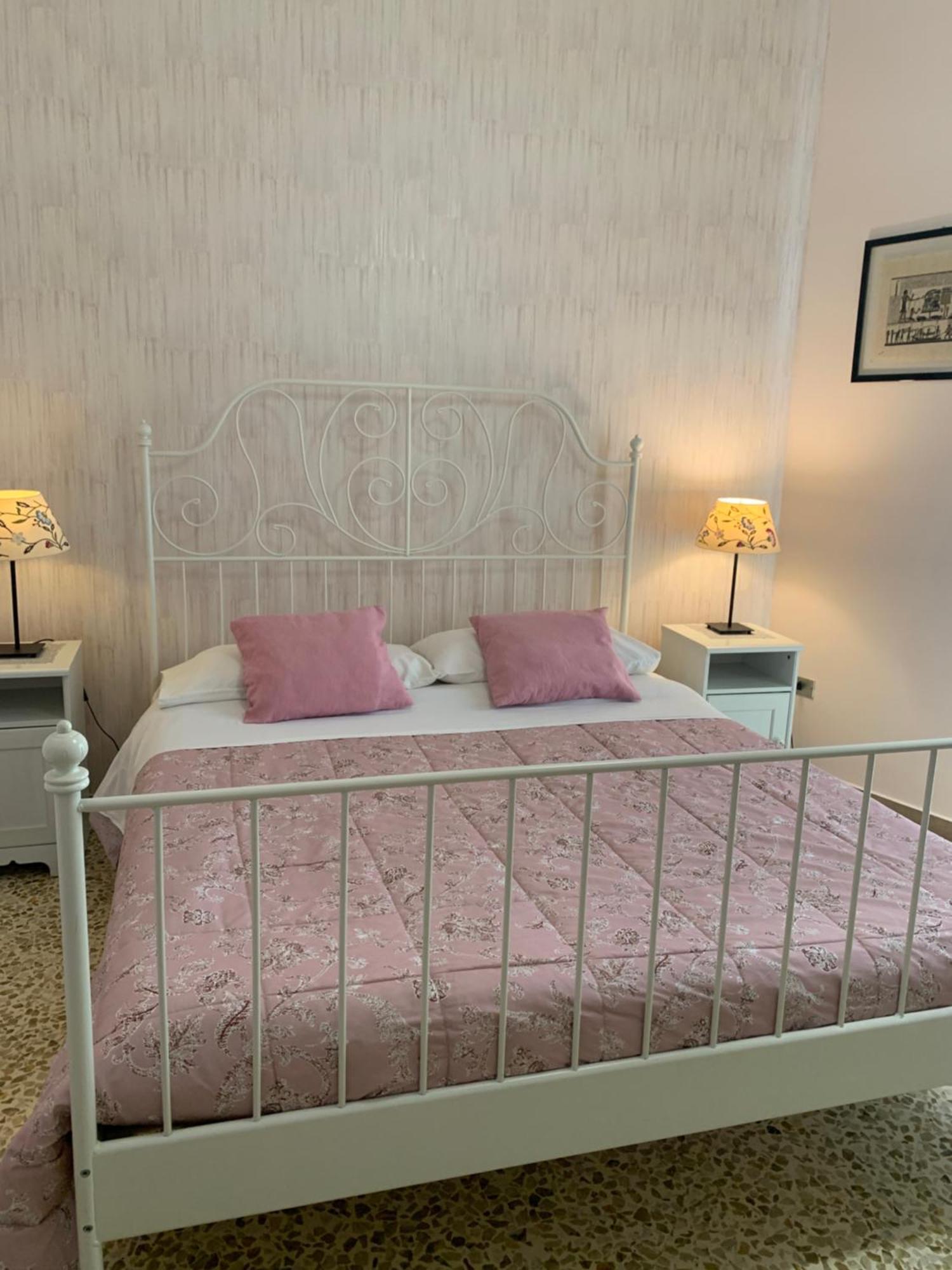Apartmán La Casa Di Chicca Lecce Exteriér fotografie